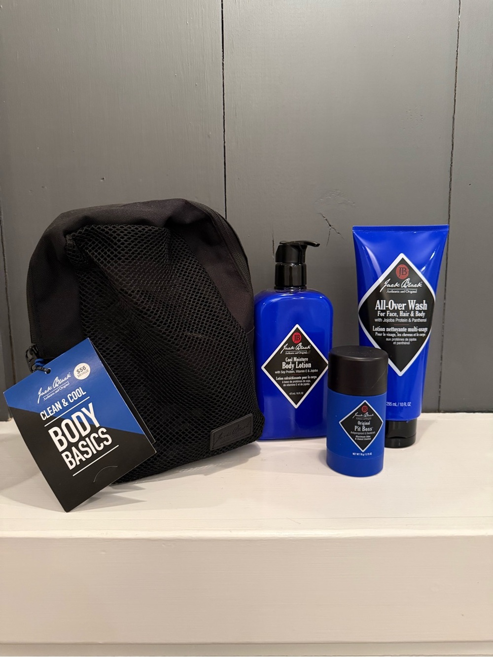 Men’s Body Care Gift Set with Black Travel Bag by Jack Black. New!